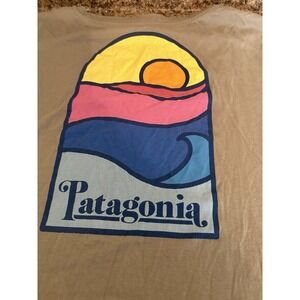 Patagonia Slim Fit Organic Cotton Graphic T Size Large Grey Ships In 24 Hours